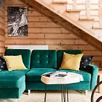 4 Seasons Chalet *
